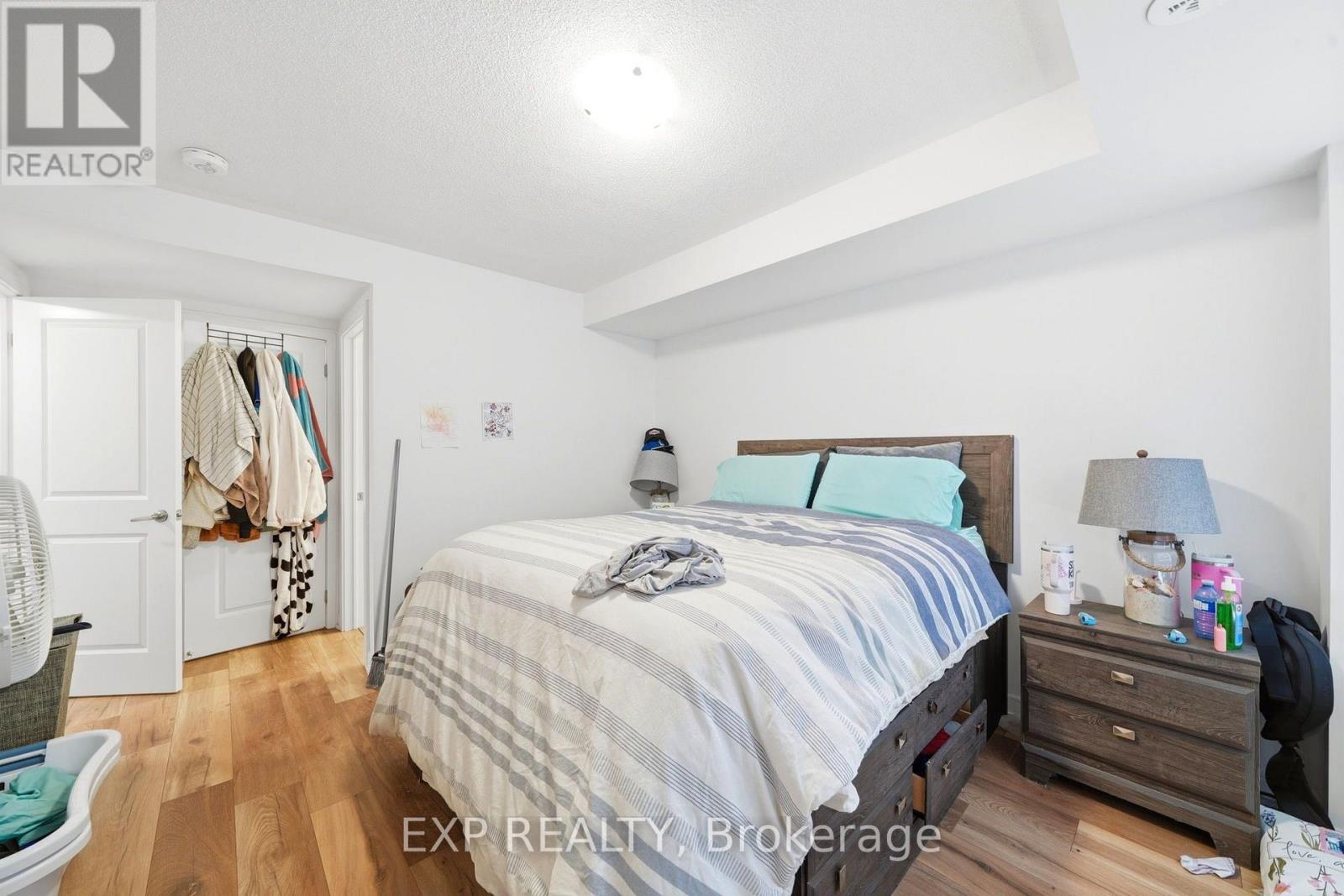 21 Magnolia Lane, Barrie, Ontario  L9J 0N9 - Photo 21 - S13784700