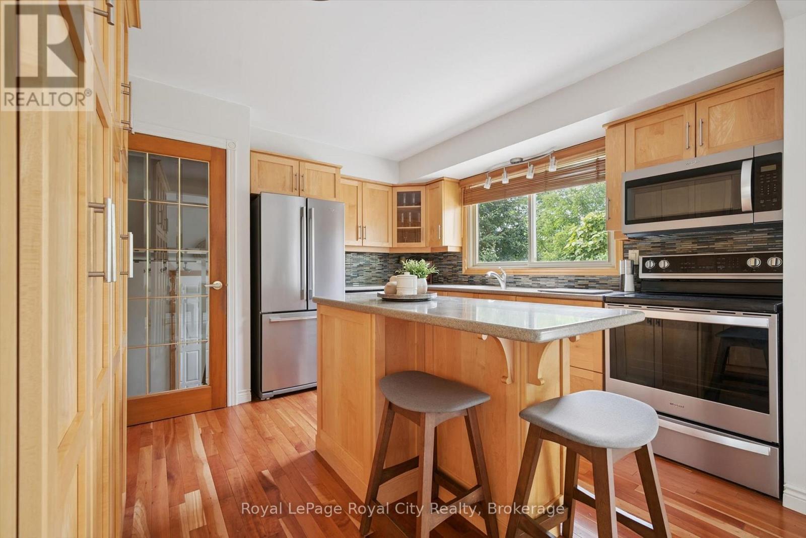 9 Skye Place, Guelph, Ontario  N1G 1M5 - Photo 7 - X13796934