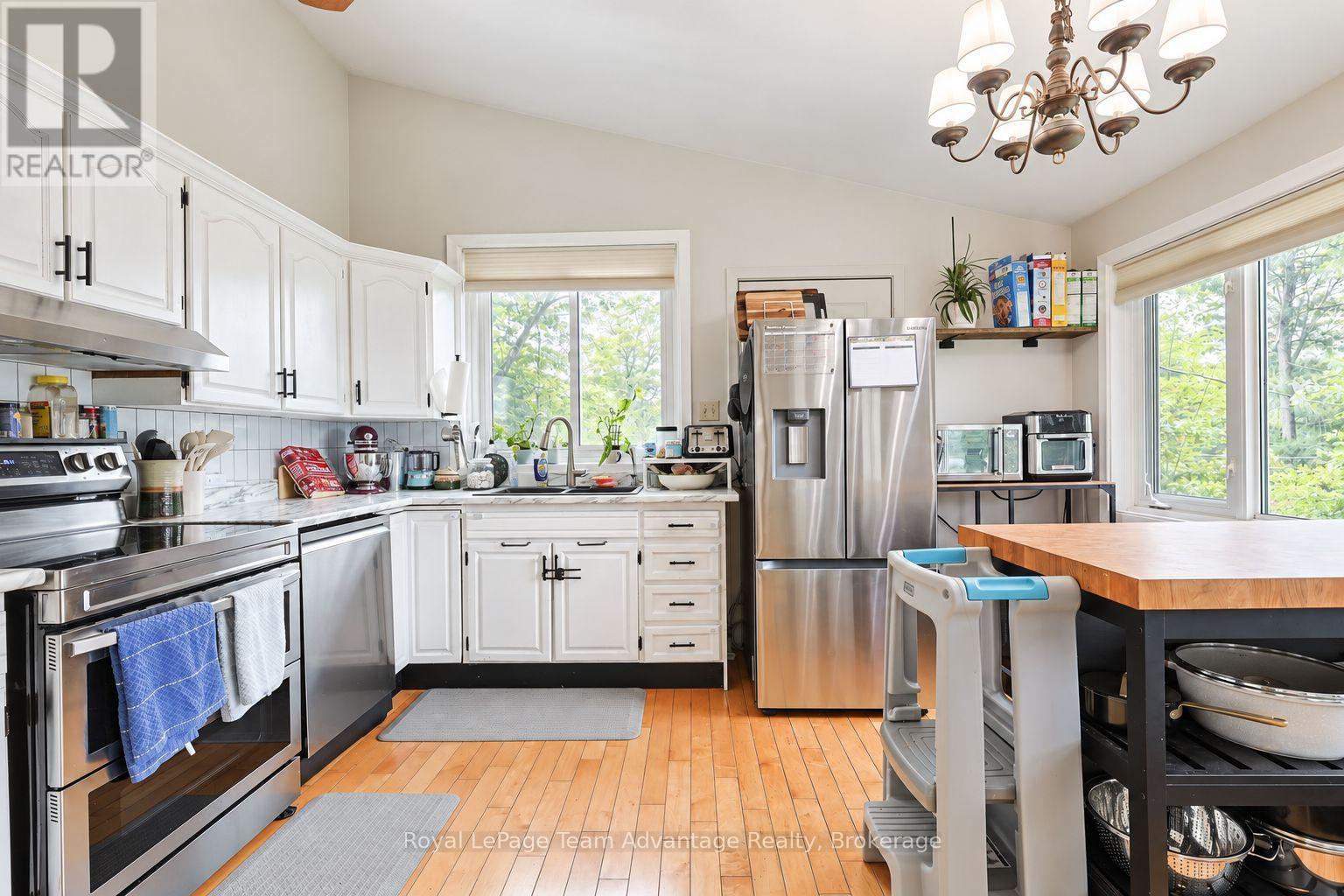 5 Burritt Street, Parry Sound, Ontario  P2A 1N5 - Photo 12 - X13796962