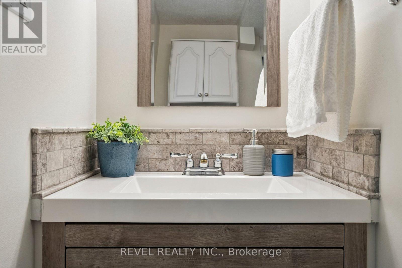 317 Rexford Drive, Hamilton, Ontario  L8W 1W2 - Photo 37 - X13794616