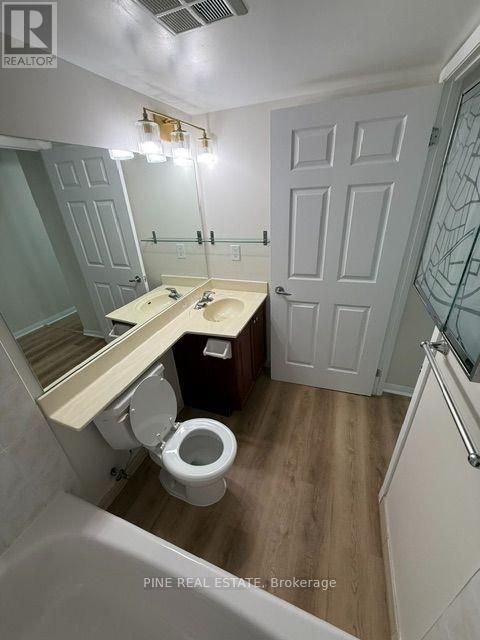 1119 - 230 Queens Quay, Toronto, Ontario  M5J 2X1 - Photo 4 - C13796912