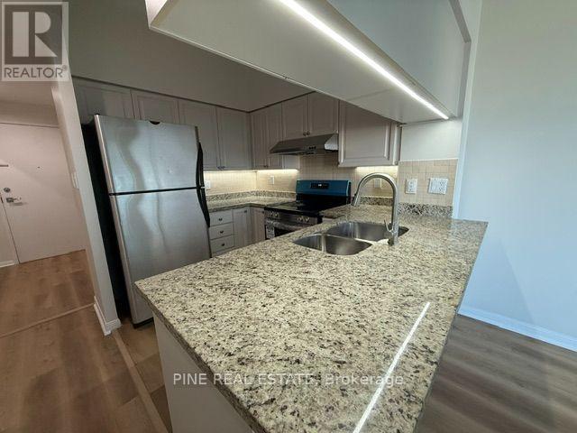1119 - 230 Queens Quay, Toronto, Ontario  M5J 2X1 - Photo 6 - C13796912