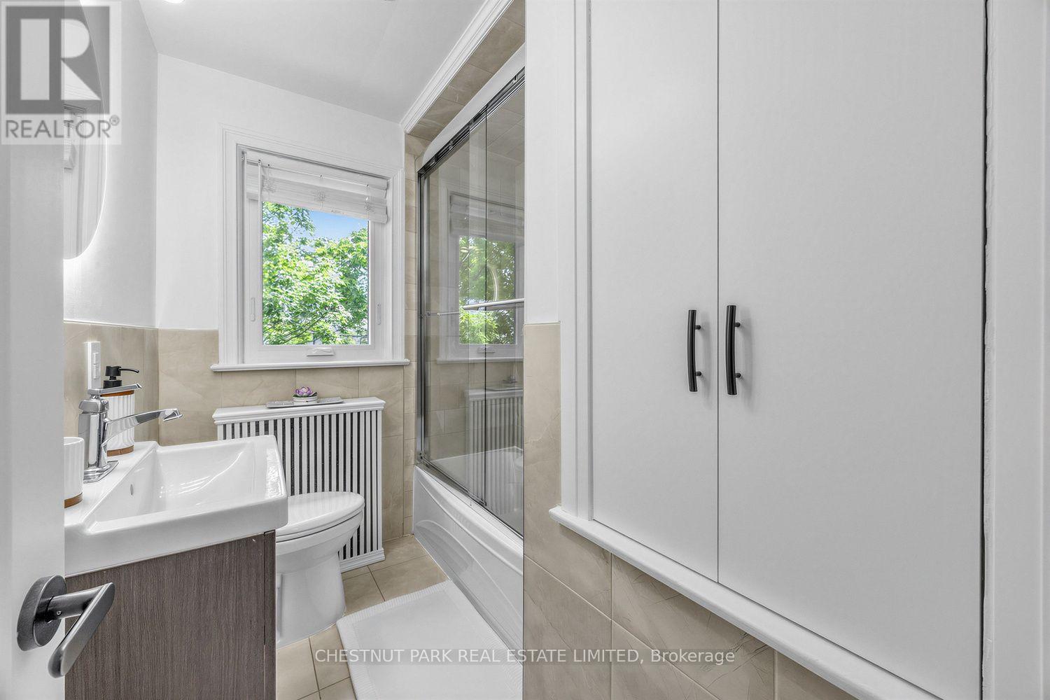 178 Hanna Road, Toronto, Ontario  M4G 2N8 - Photo 21 - C13796982