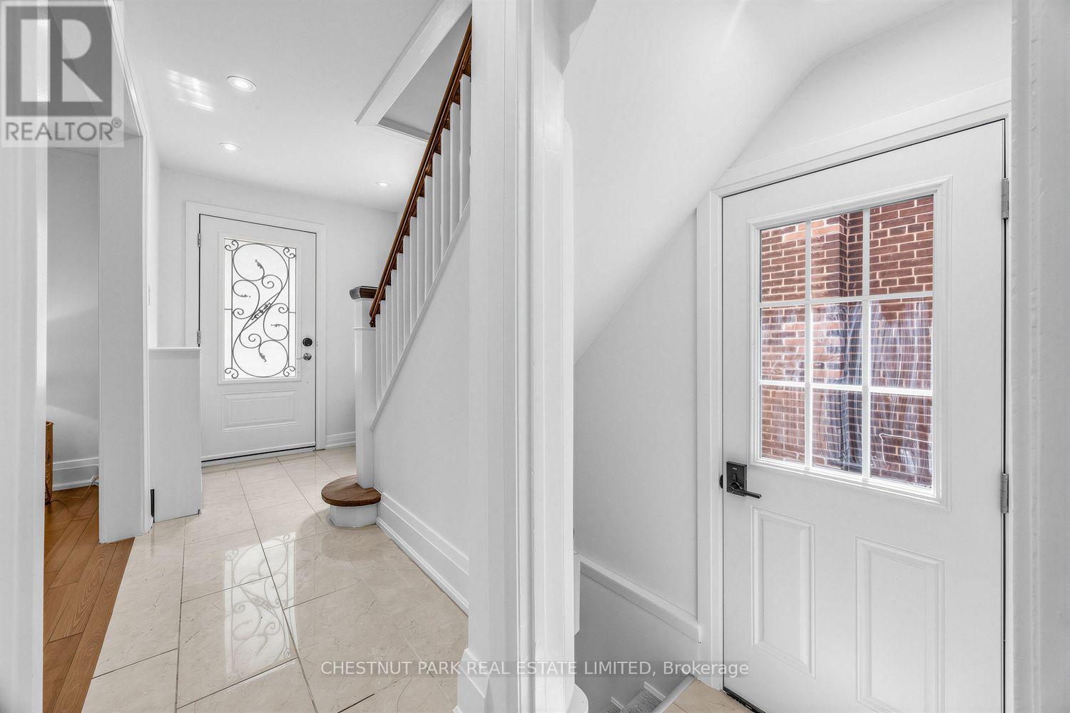 178 Hanna Road, Toronto, Ontario  M4G 2N8 - Photo 30 - C13796982