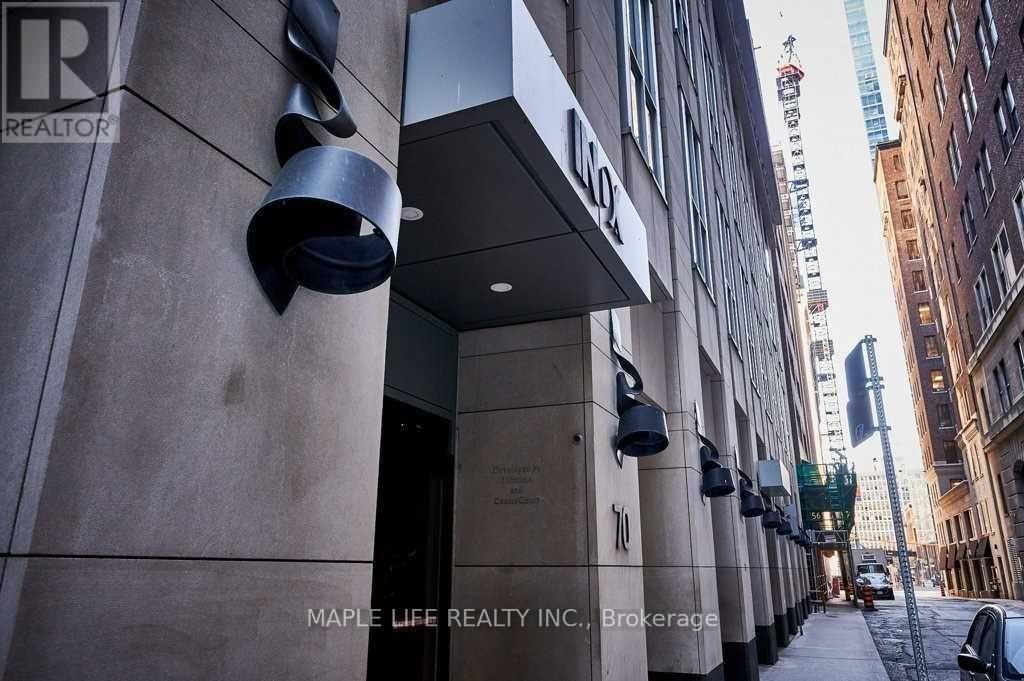 1707 - 70 Temperance Street, Toronto, Ontario  M5H 0B1 - Photo 2 - C13796986