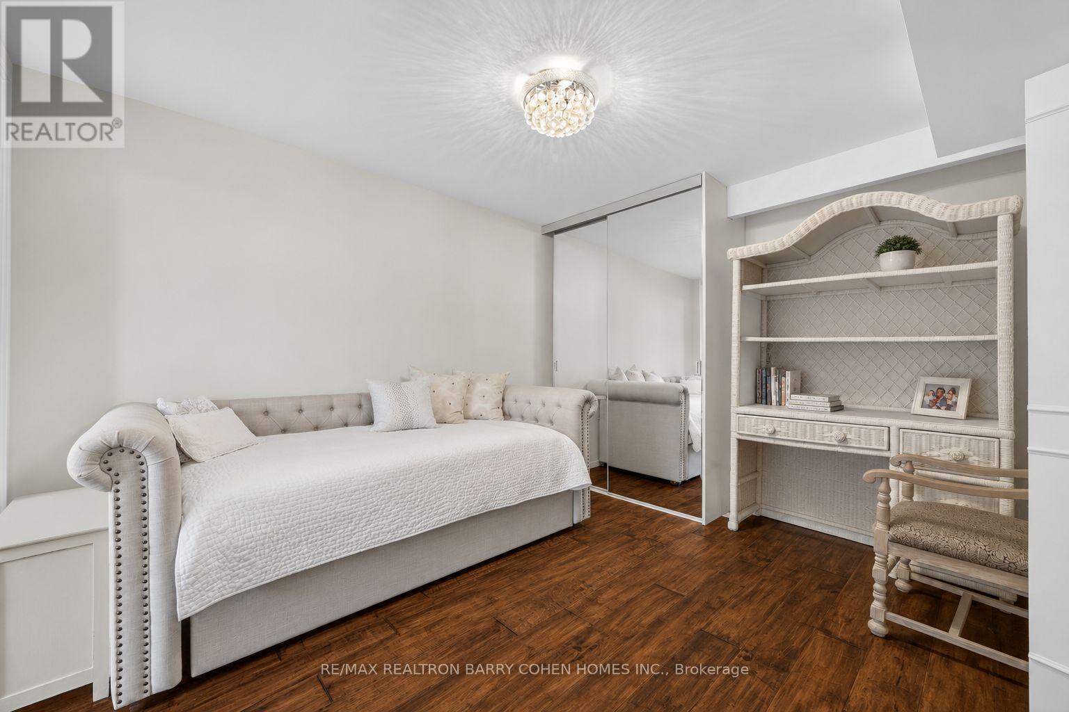 21 Fifeshire Road, Toronto, Ontario  M2L 2G4 - Photo 25 - C13797004