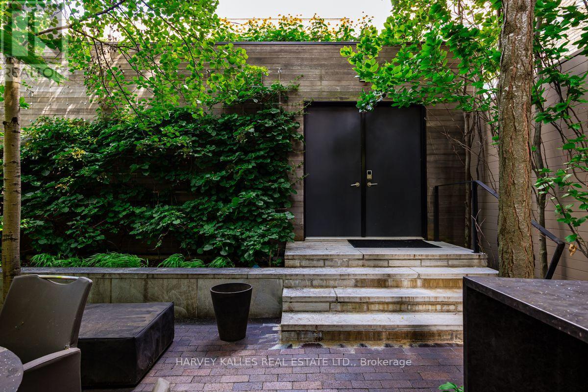 5 Relmar Road, Toronto, Ontario  M5P 2Y4 - Photo 45 - C13797024