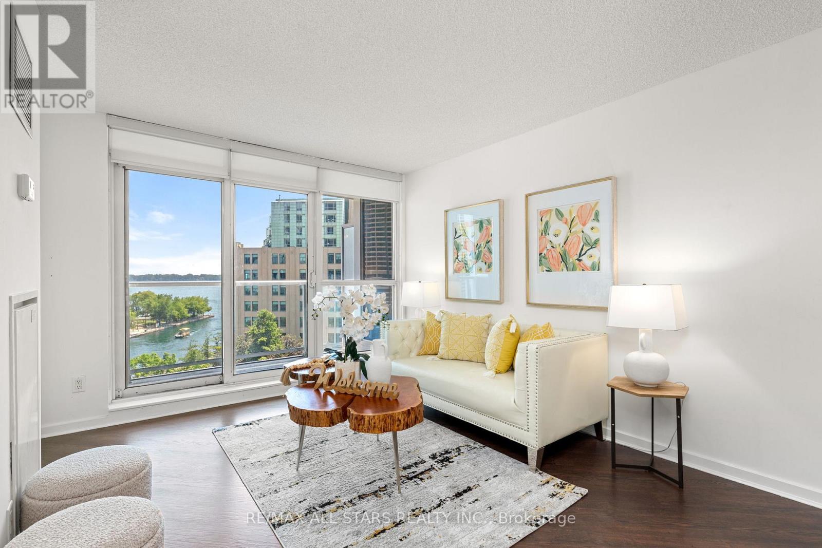 804 - 208 Queens Quay W, Toronto, Ontario  M5J 2Y5 - Photo 2 - C13797056