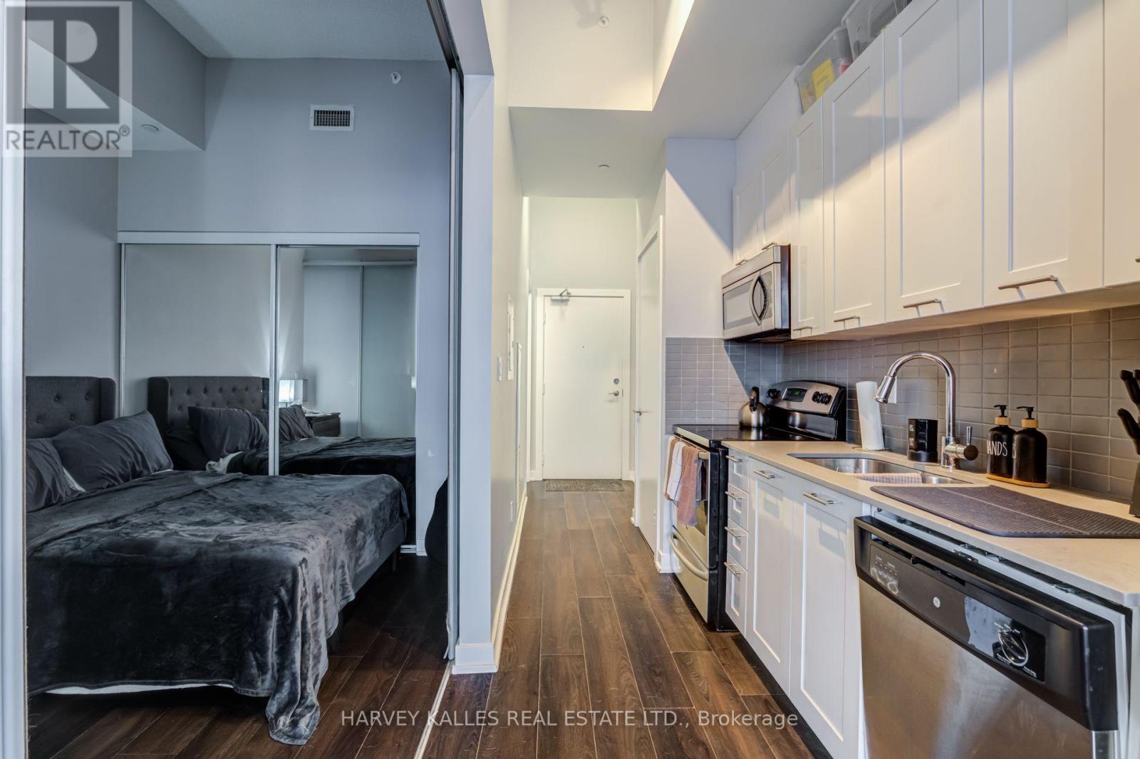 615 - 20 Bruyeres Mews, Toronto, Ontario  M5V 0G8 - Photo 13 - C13797066