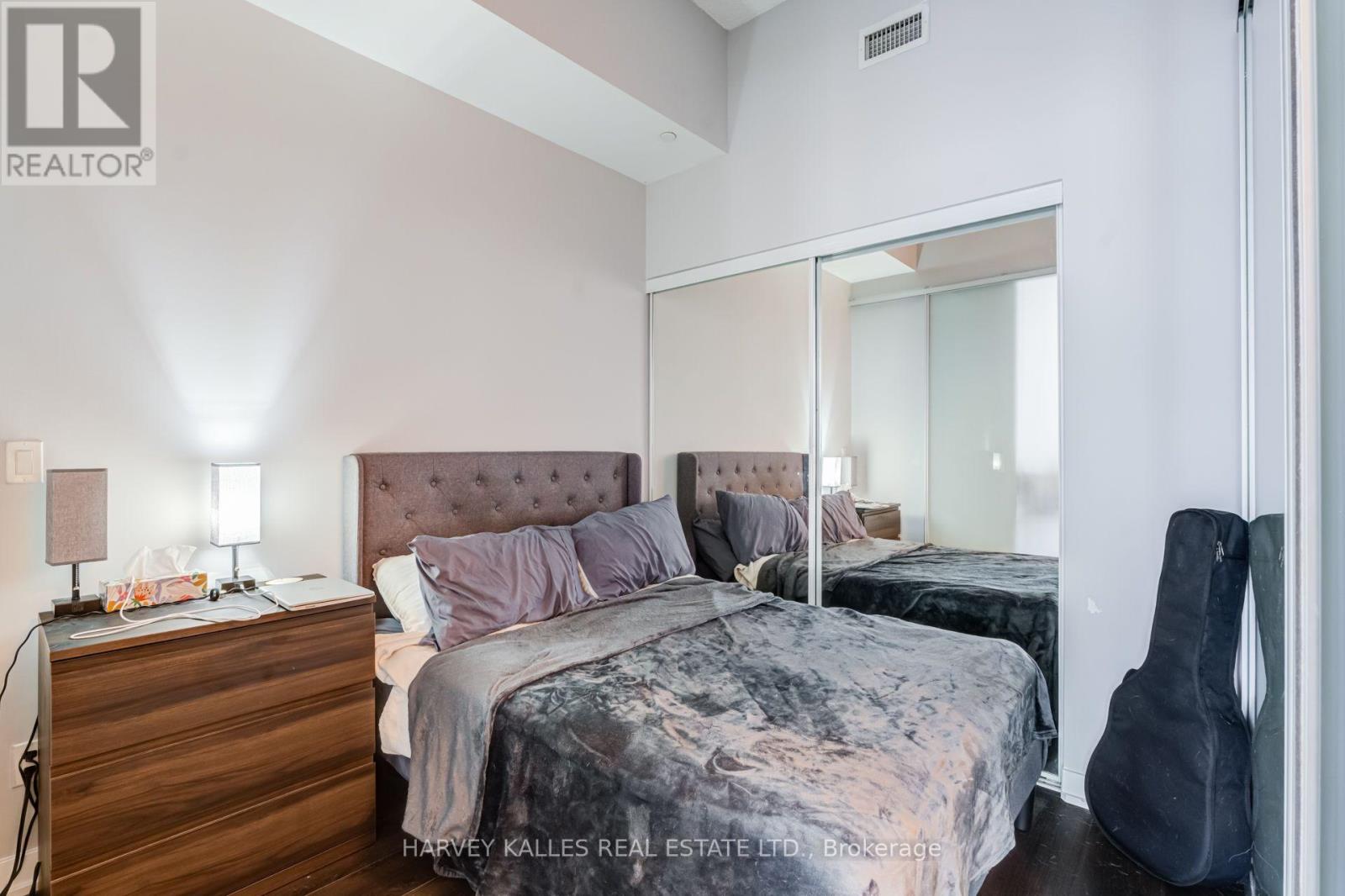 615 - 20 Bruyeres Mews, Toronto, Ontario  M5V 0G8 - Photo 14 - C13797066