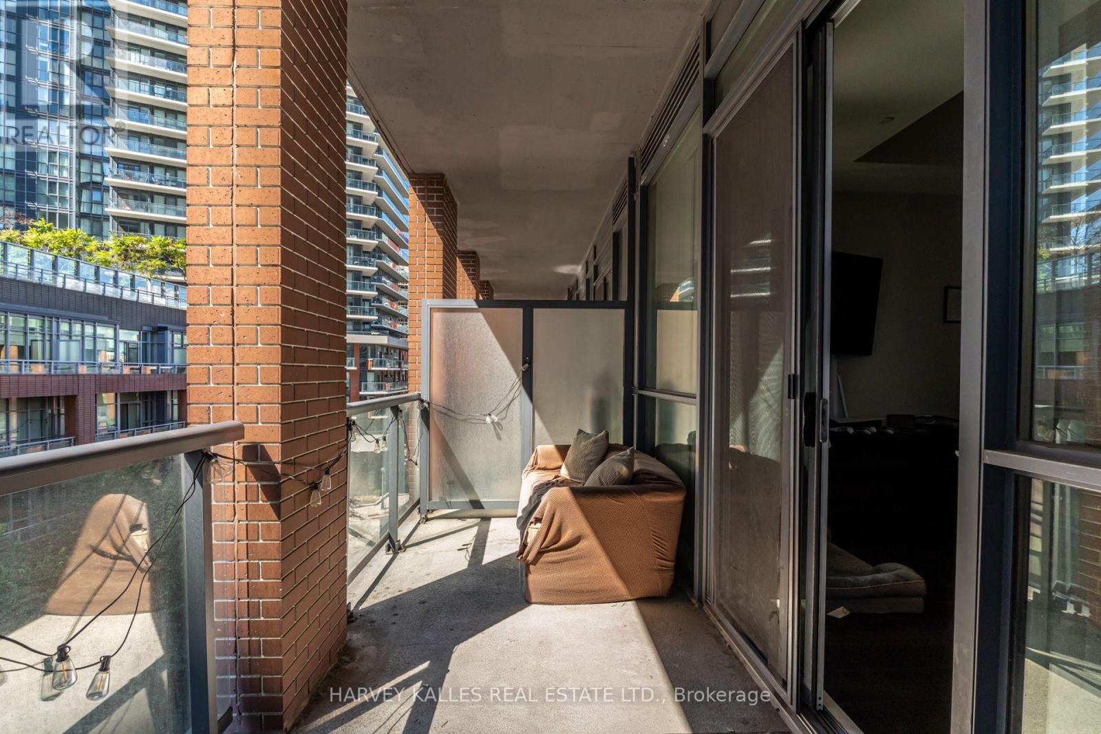 615 - 20 Bruyeres Mews, Toronto, Ontario  M5V 0G8 - Photo 23 - C13797066
