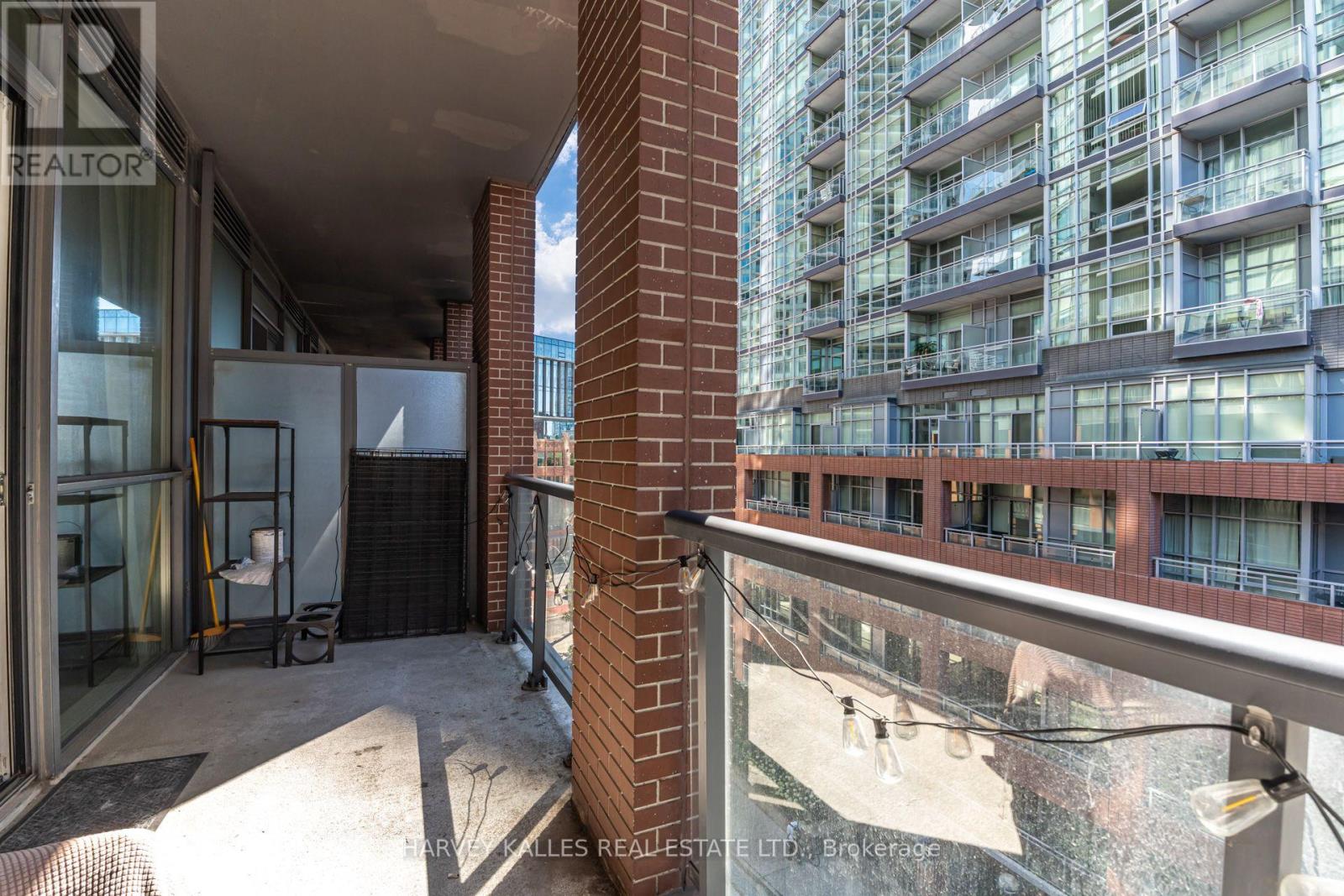 615 - 20 Bruyeres Mews, Toronto, Ontario  M5V 0G8 - Photo 25 - C13797066