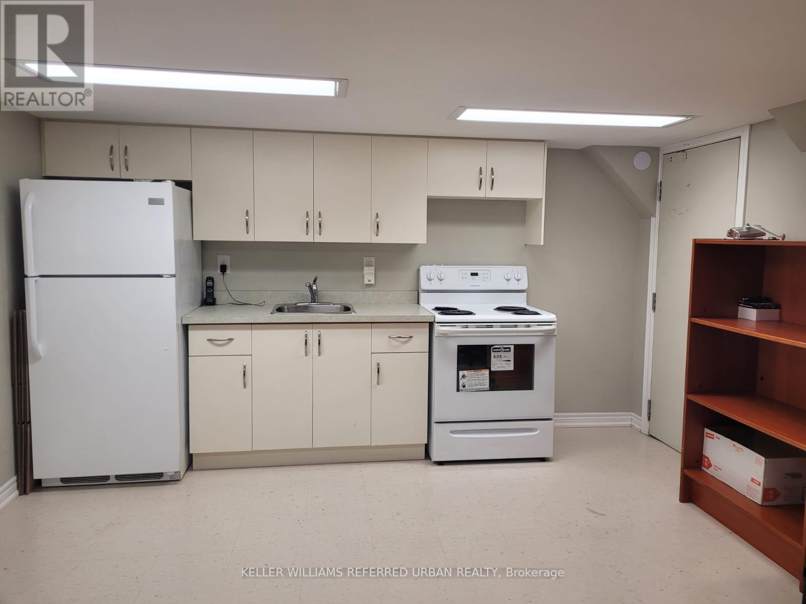 Bsmt 2 - 82 Brucewood Crescent, Toronto, Ontario  M6A 2G8 - Photo 3 - C13797106