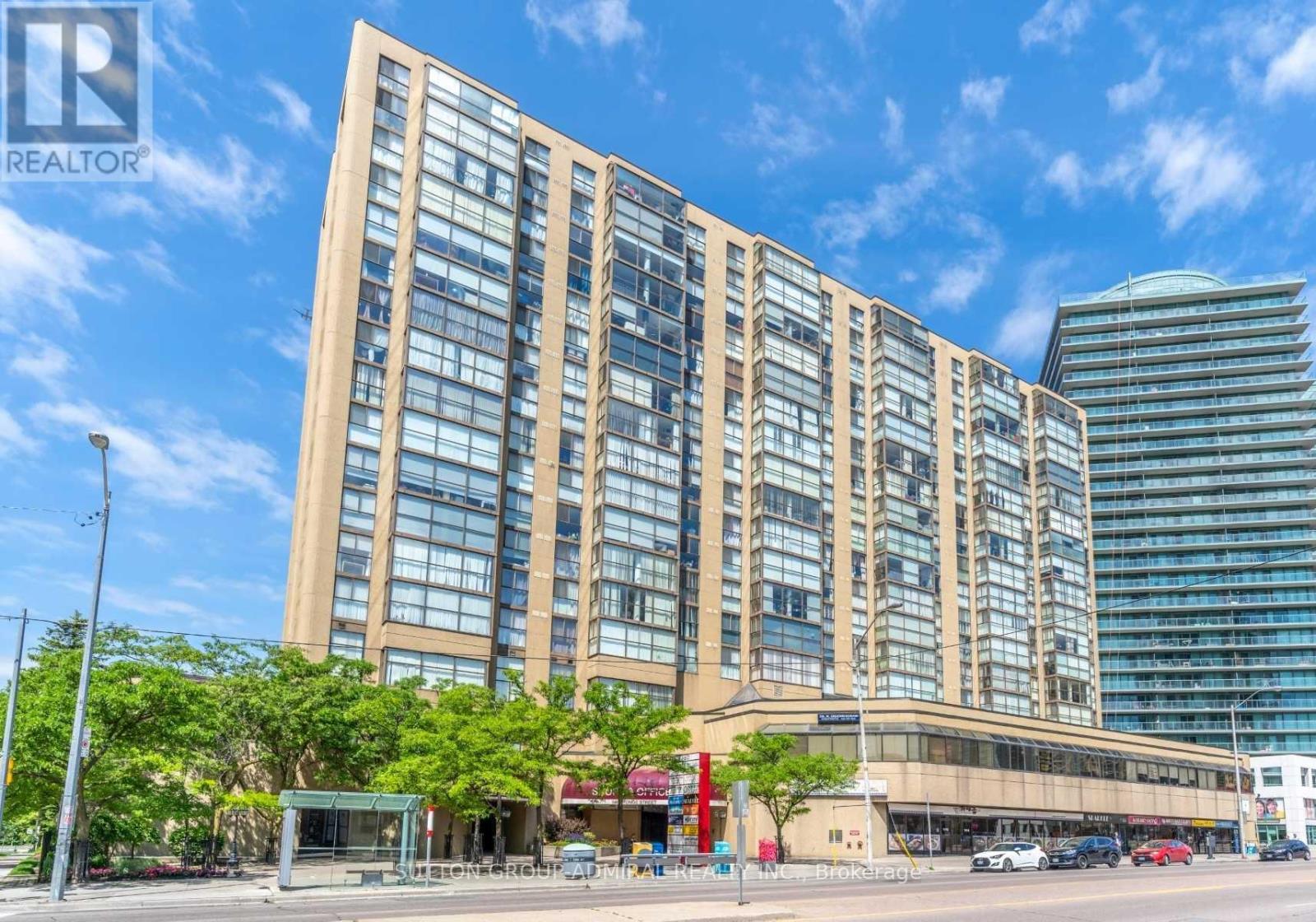 807 - 5460 YONGE STREET, Toronto, Ontario