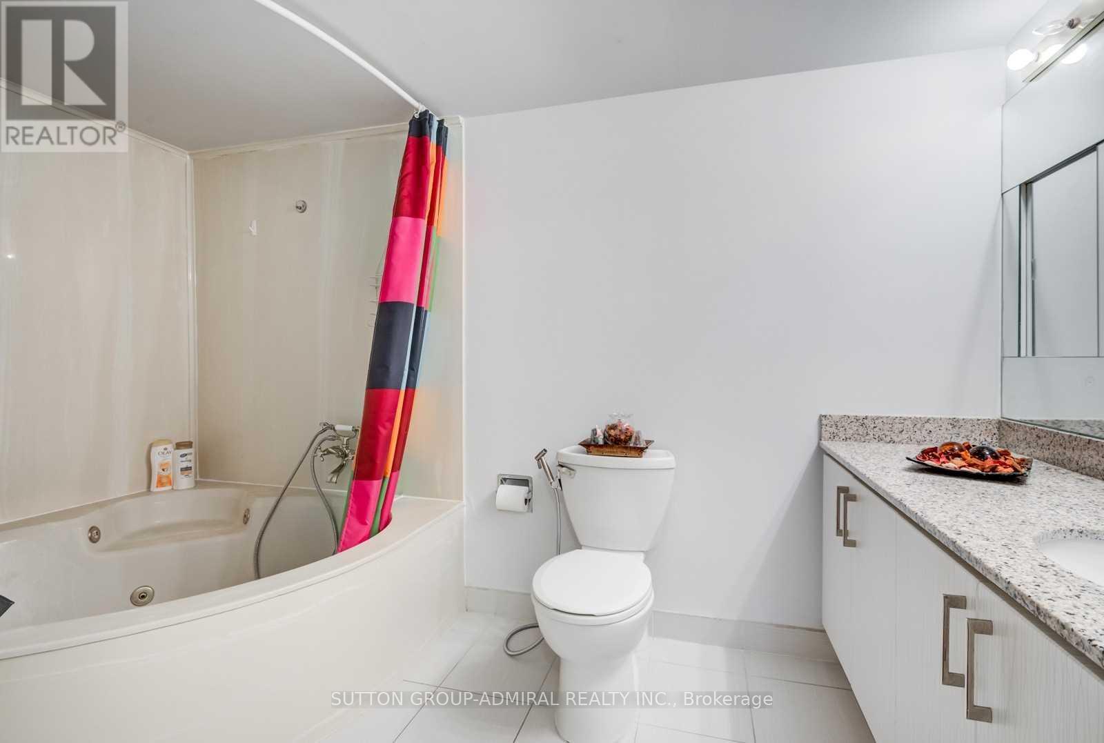807 - 5460 Yonge Street, Toronto, Ontario  M2N 6J4 - Photo 12 - C13797132