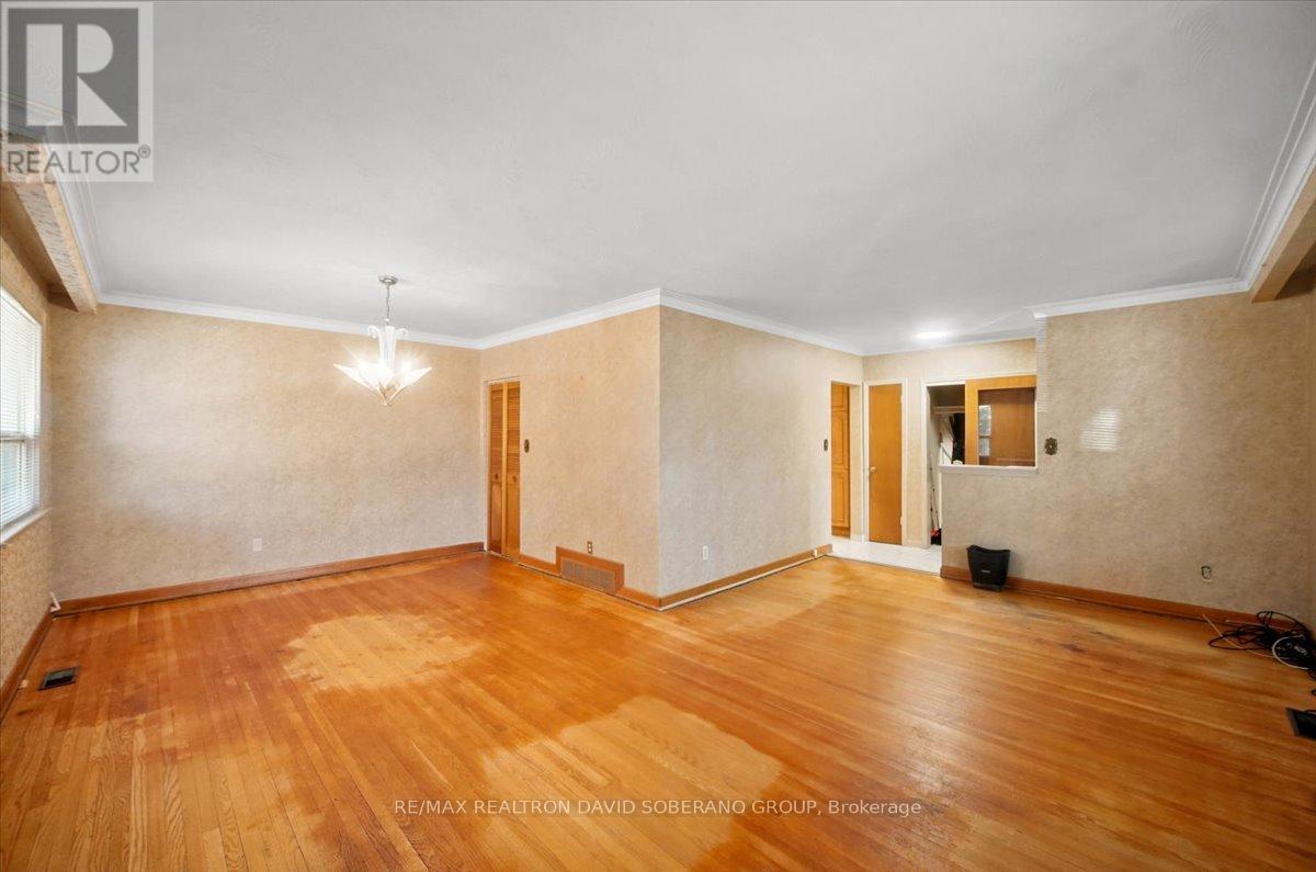 44 Kennard Avenue, Toronto, Ontario  M3H 4M1 - Photo 12 - C13797154