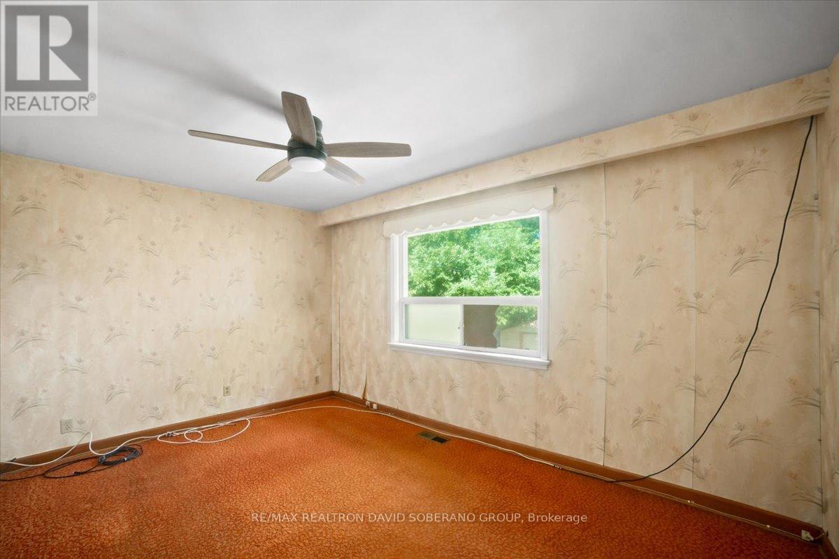 44 Kennard Avenue, Toronto, Ontario  M3H 4M1 - Photo 15 - C13797154