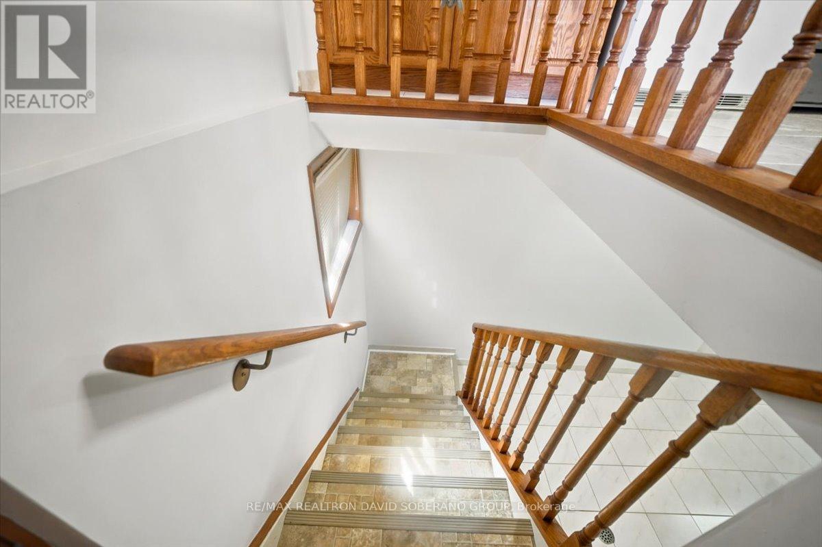 44 Kennard Avenue, Toronto, Ontario  M3H 4M1 - Photo 27 - C13797154