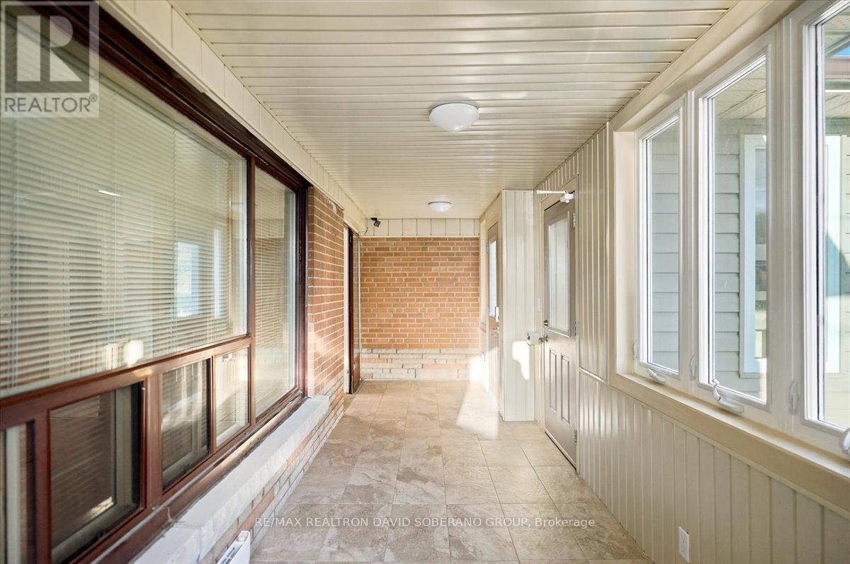 44 Kennard Avenue, Toronto, Ontario  M3H 4M1 - Photo 45 - C13797154