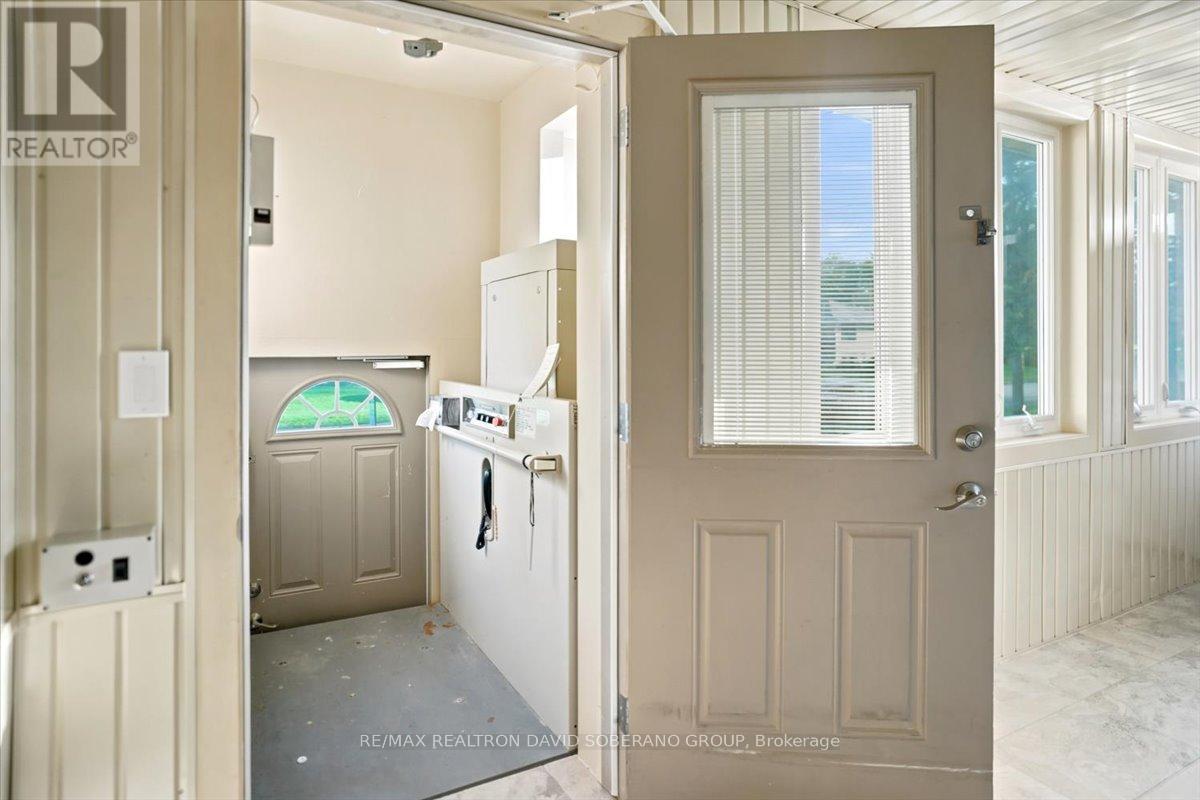 44 Kennard Avenue, Toronto, Ontario  M3H 4M1 - Photo 46 - C13797154
