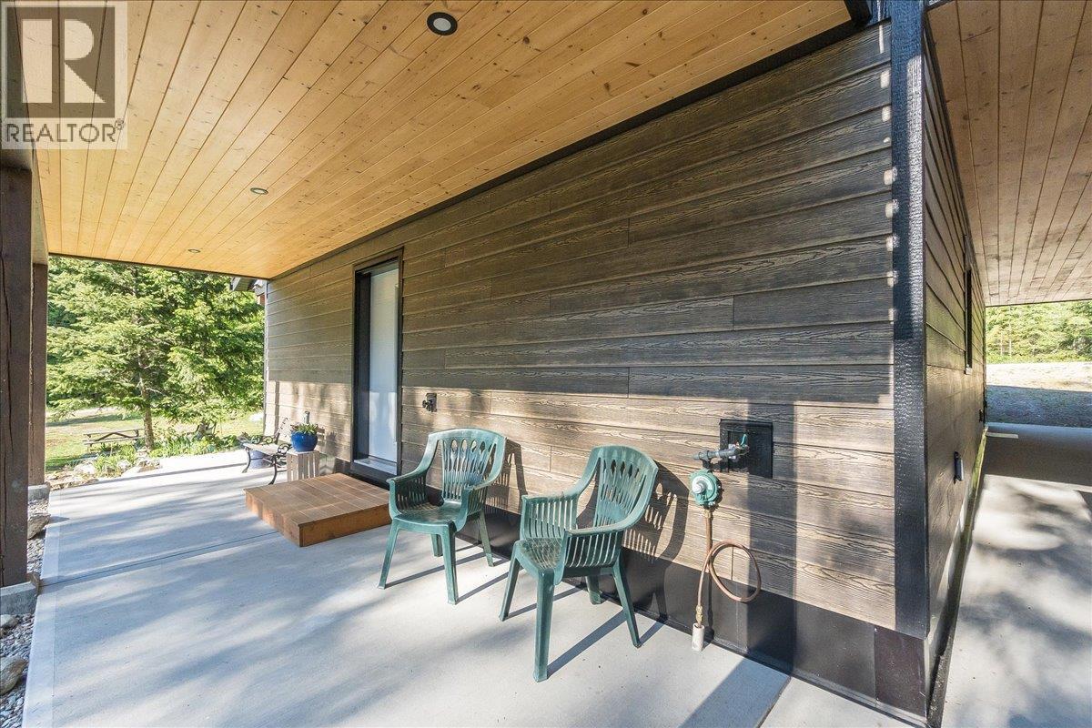 809 Slocan Street, Slocan, British Columbia V0G 2C0 - Photo 49 - 10389528