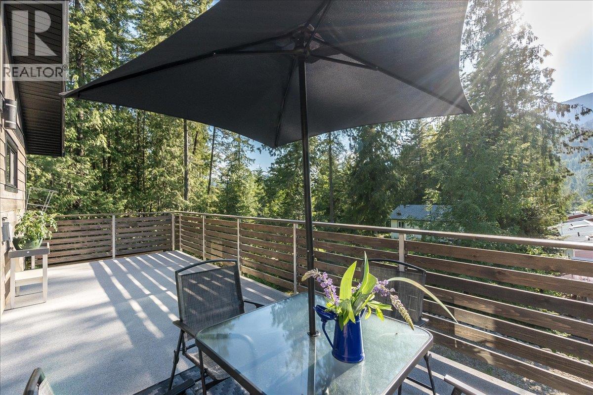 809 Slocan Street, Slocan, British Columbia V0G 2C0 - Photo 42 - 10389528