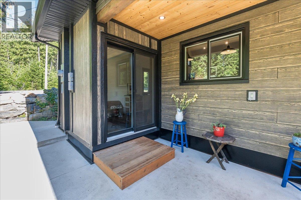 809 Slocan Street, Slocan, British Columbia V0G 2C0 - Photo 43 - 10389528
