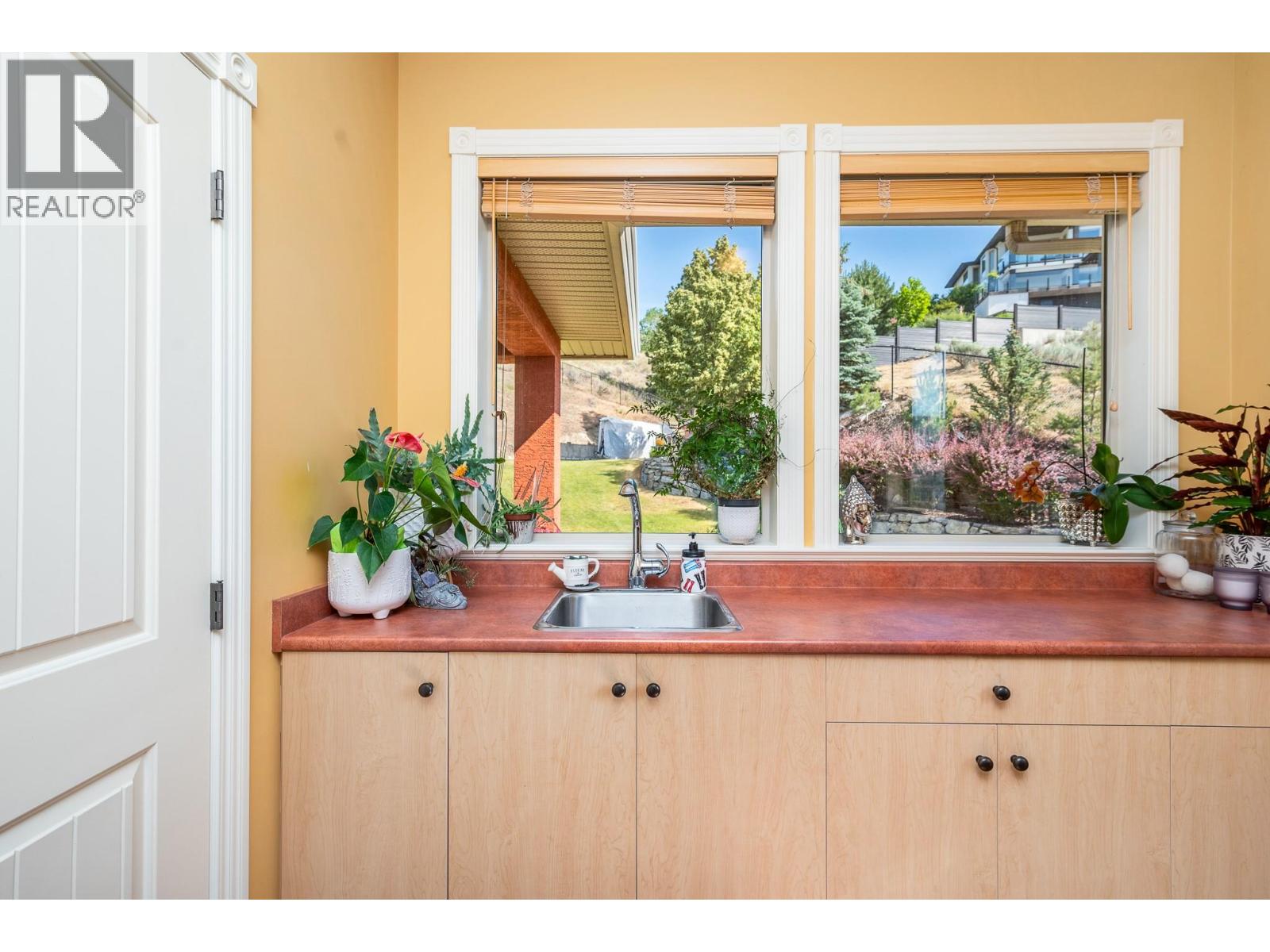 7551 Tronson Road, Vernon, British Columbia  V1H 1C4 - Photo 31 - 10393816