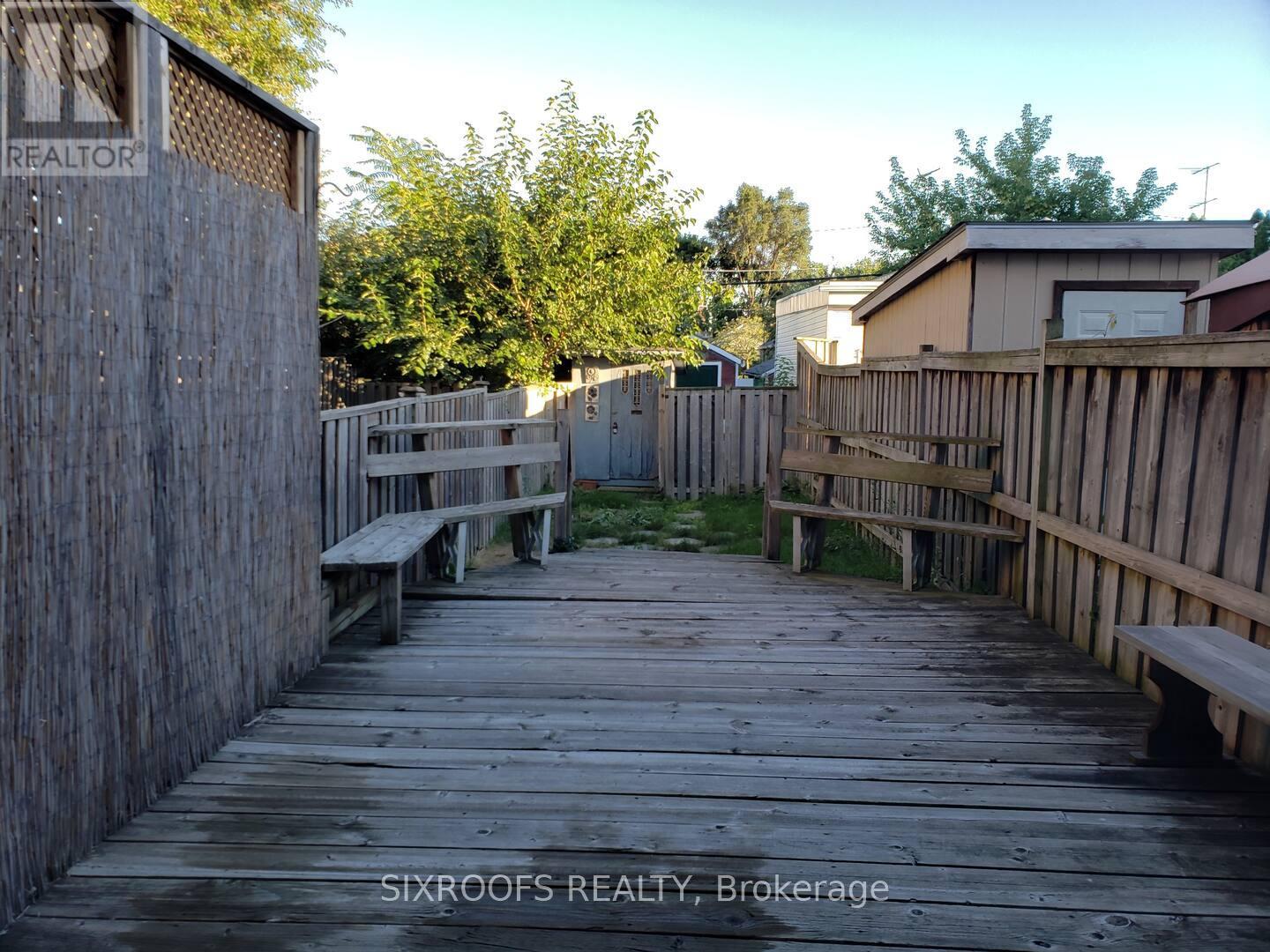 29 Dunkirk Road, Toronto, Ontario  M4C 2M1 - Photo 12 - E13797050