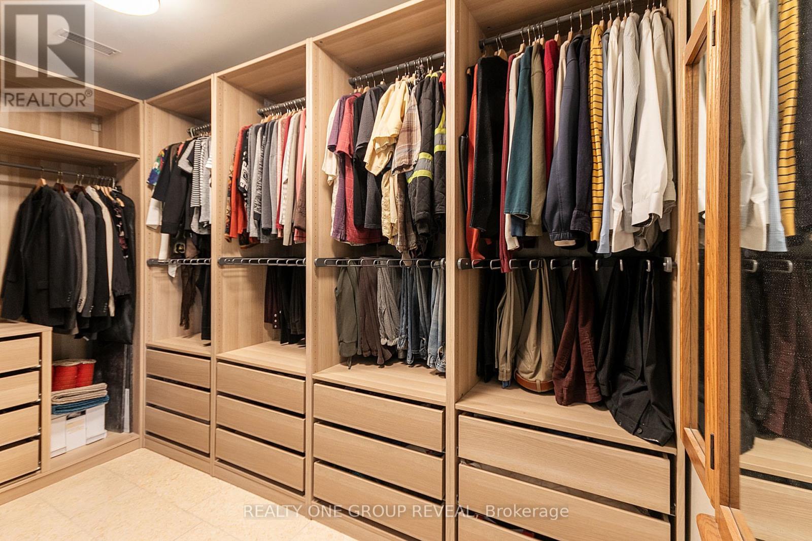 20 Gradwell Drive, Toronto, Ontario  M1M 2M9 - Photo 14 - E13797136