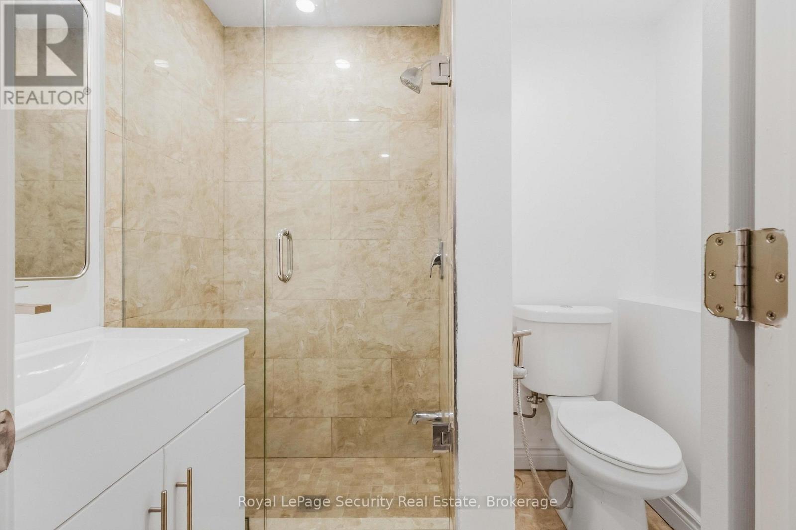 1177 Tanzer Court, Pickering, Ontario  L1W 3S7 - Photo 31 - E13797242