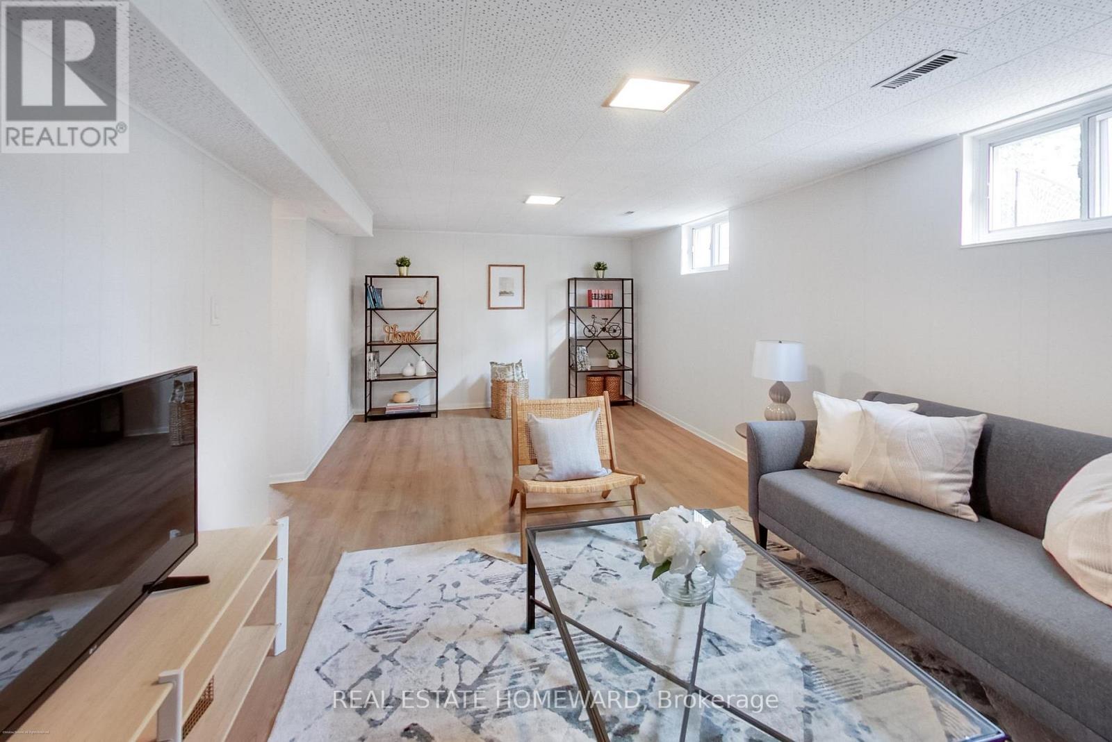 1 Bassett Avenue, Toronto, Ontario  M1L 2A2 - Photo 21 - E13797264