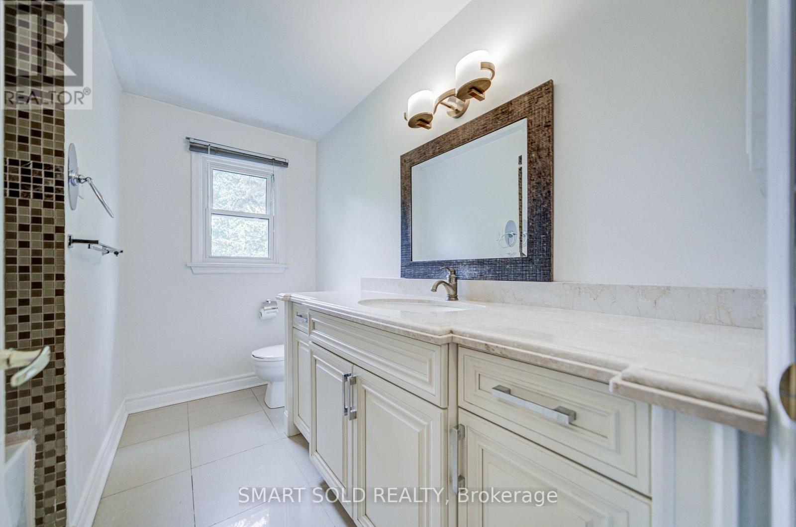 18 Kennedy Lane, Whitchurch-Stouffville, Ontario  L4A 2J5 - Photo 38 - N13797006