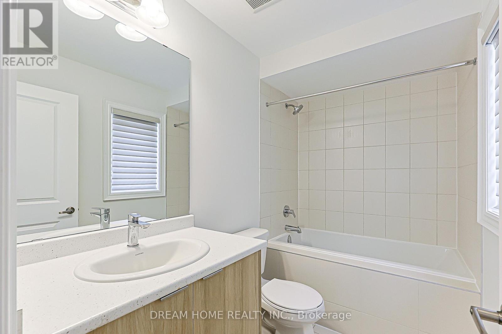 16 Fair Winds Lane, East Gwillimbury, Ontario  L9N 0V5 - Photo 39 - N13797160