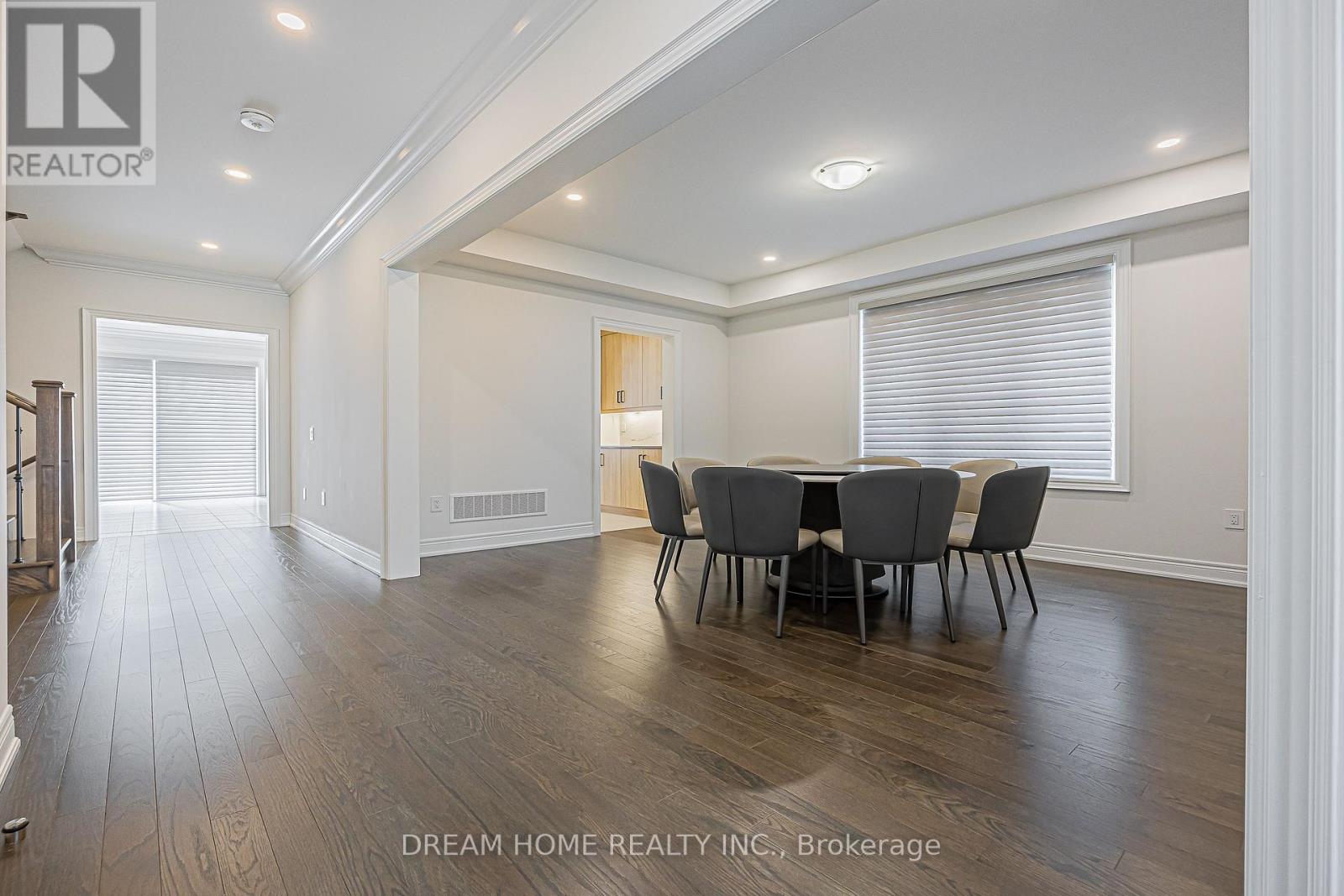 16 Fair Winds Lane, East Gwillimbury, Ontario  L9N 0V5 - Photo 6 - N13797160
