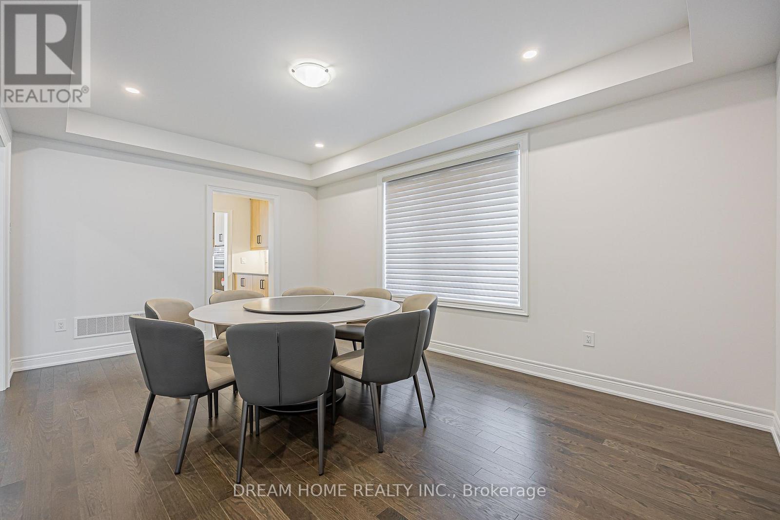 16 Fair Winds Lane, East Gwillimbury, Ontario  L9N 0V5 - Photo 8 - N13797160