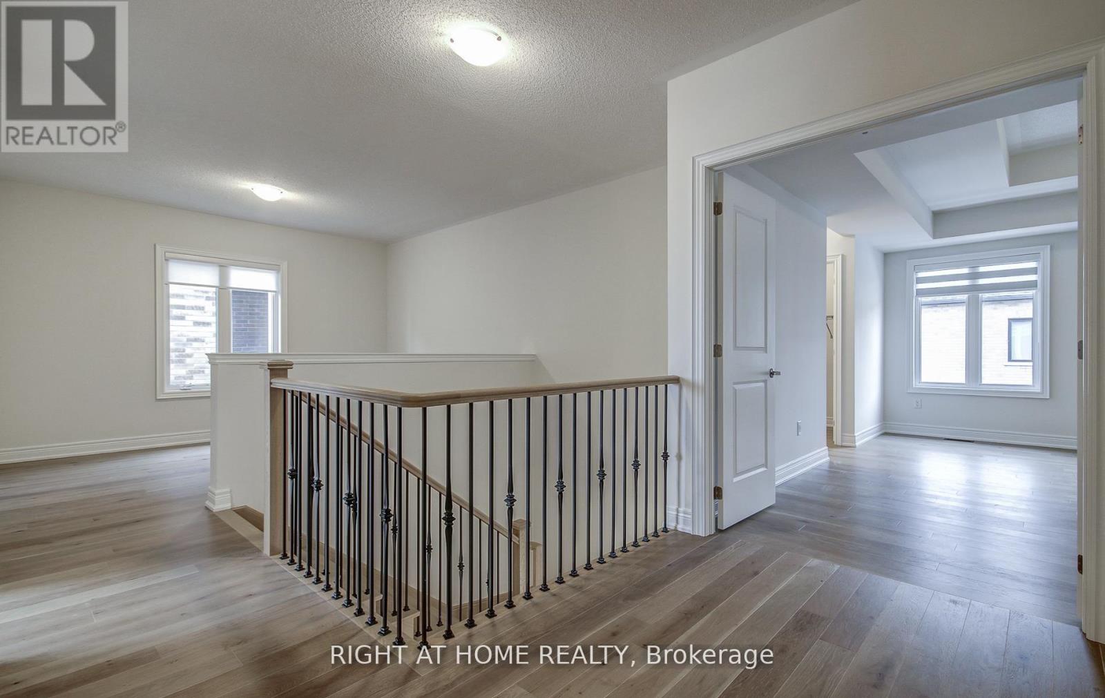 51 Lorrain Hand Crescent, Georgina, Ontario  L4P 0T2 - Photo 39 - N13797250
