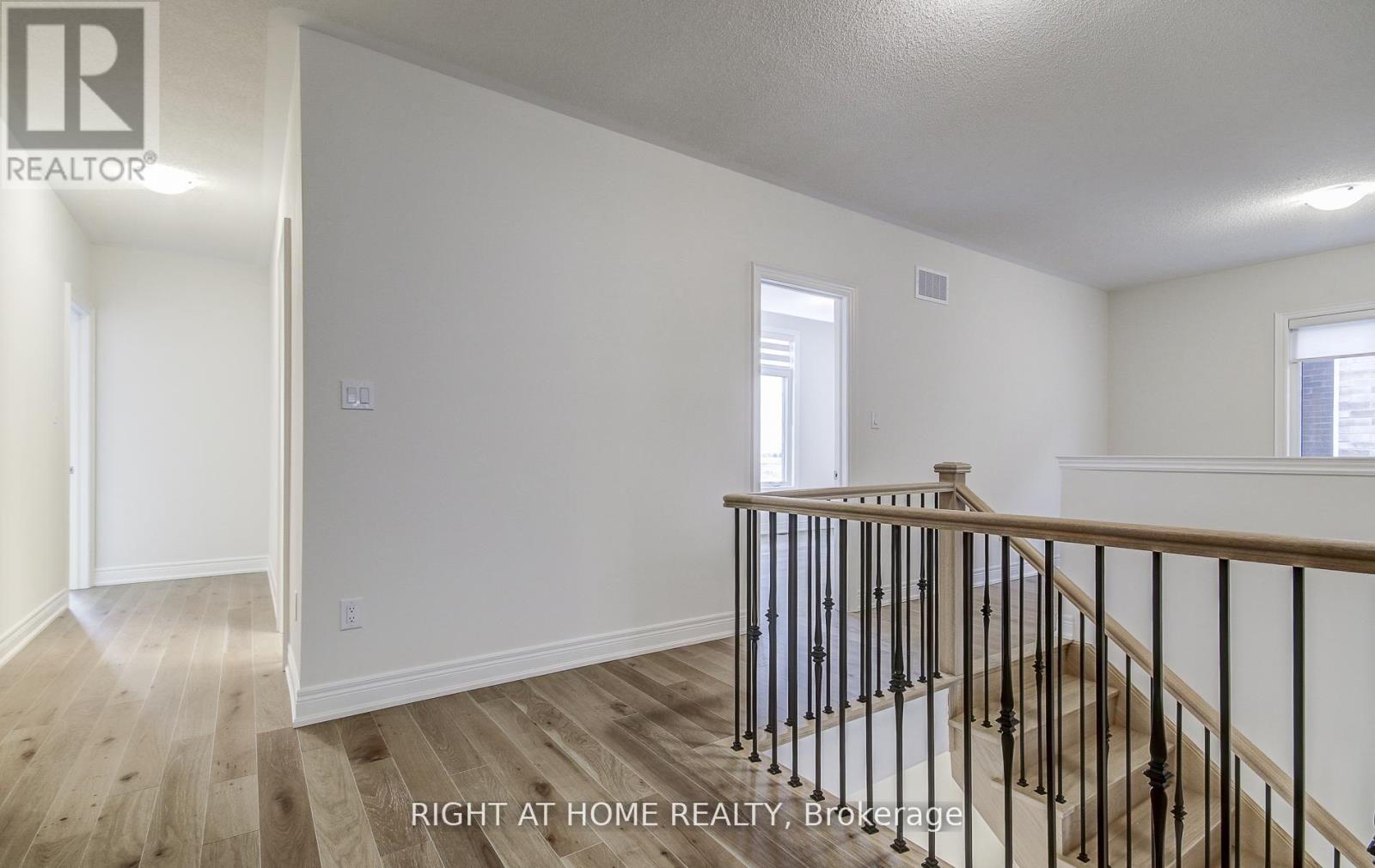 51 Lorrain Hand Crescent, Georgina, Ontario  L4P 0T2 - Photo 49 - N13797250