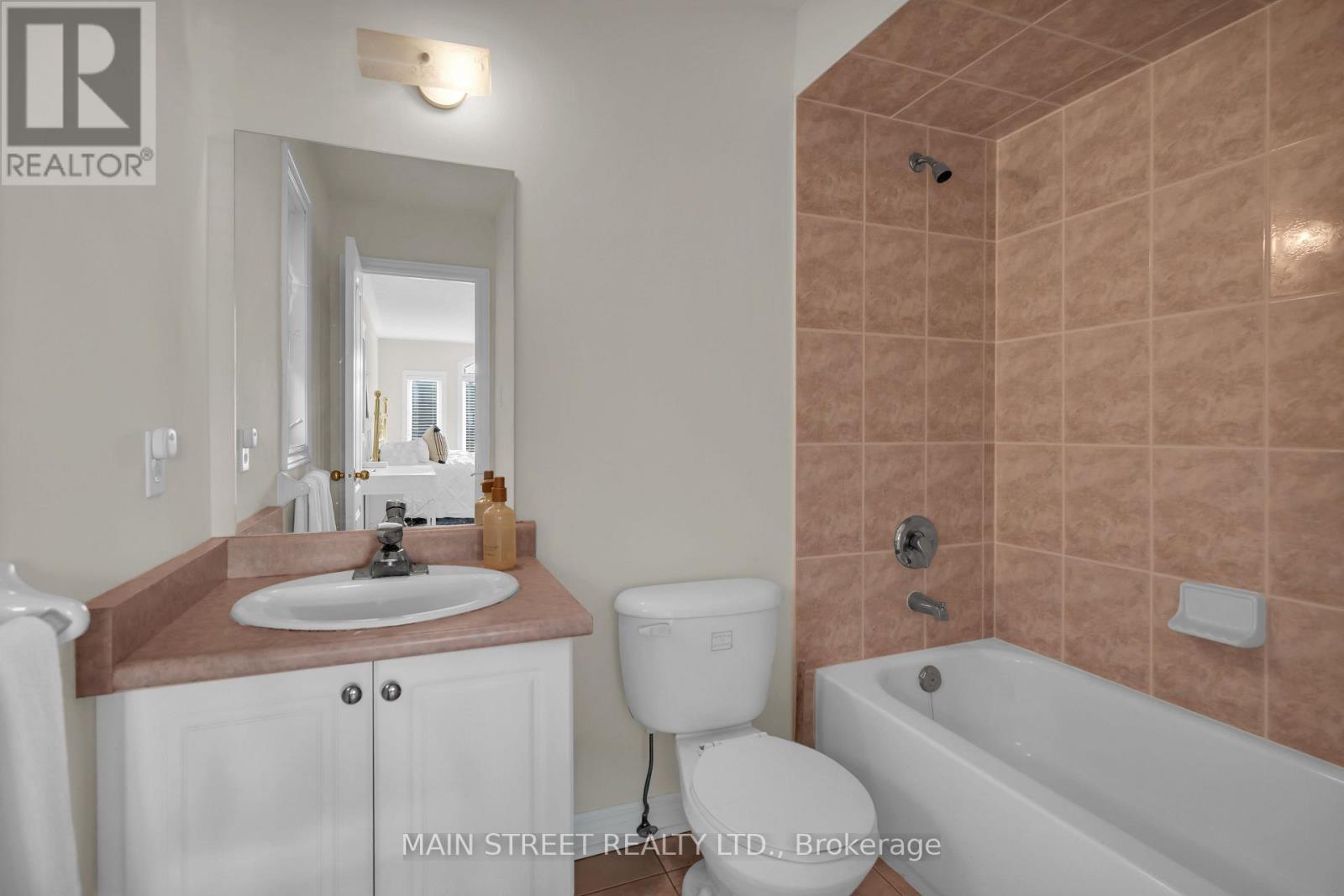 9 Emily Court, Richmond Hill, Ontario  L4E 4E5 - Photo 26 - N13797268