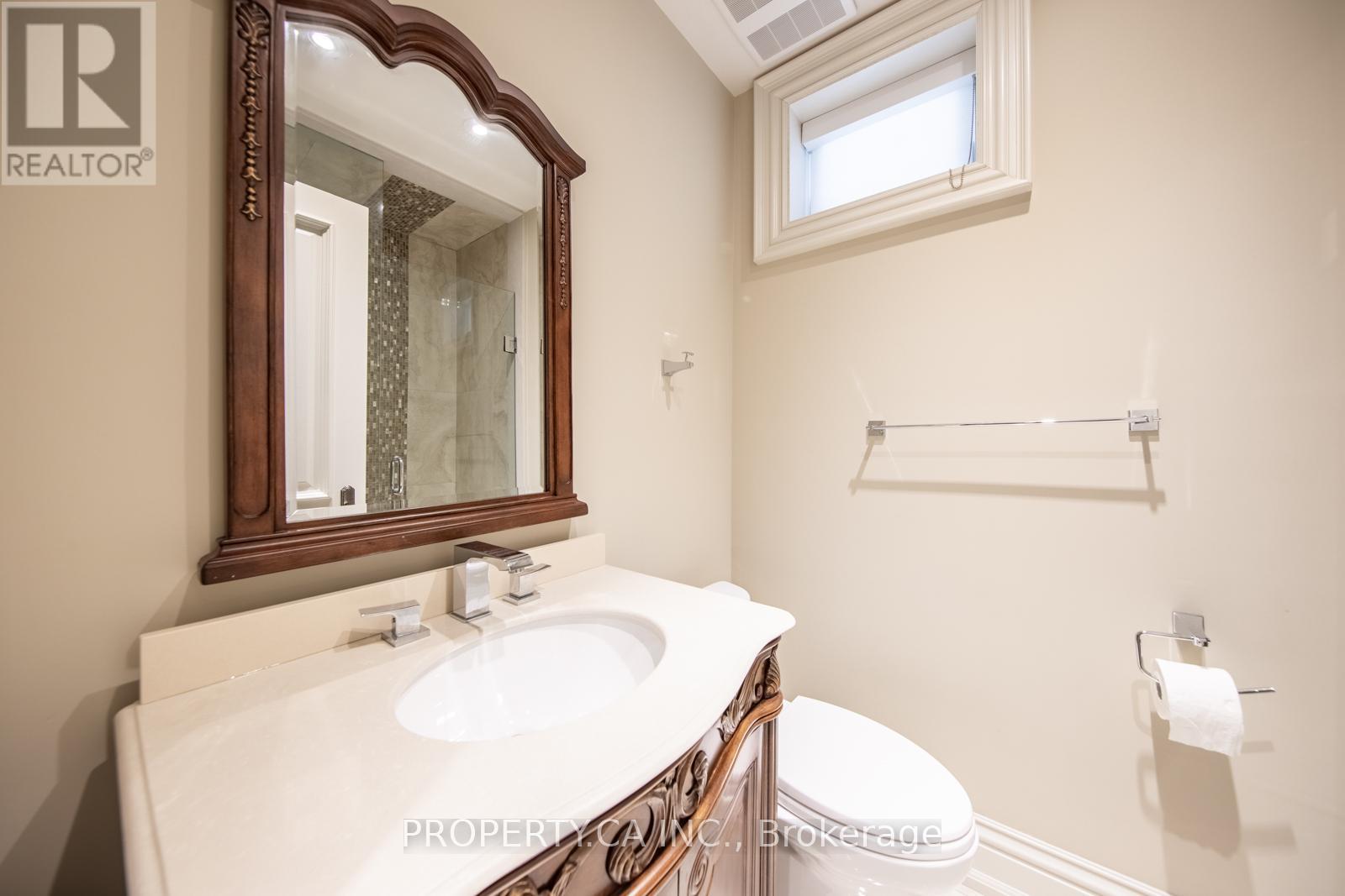 109 Oxford Street, Richmond Hill, Ontario  L4C 4L6 - Photo 46 - N13797322