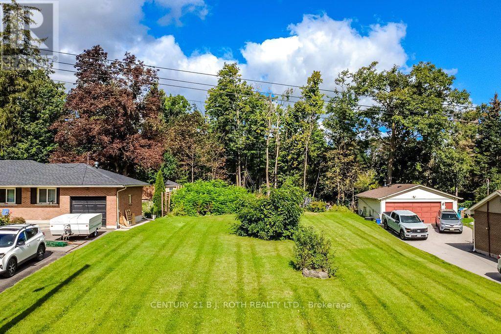 12a Ottaway Avenue, Barrie, Ontario  L4M 2W7 - Photo 7 - S13797064