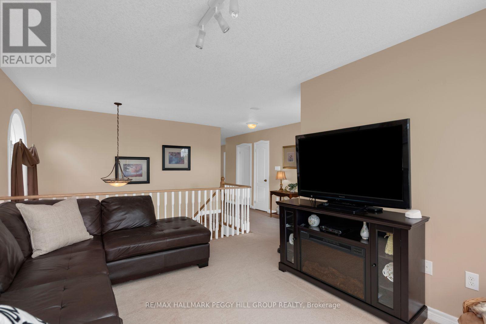 5 Sandringham Drive, Barrie (Innis-Shore), Ontario  L4N 0J9 - Photo 15 - S13797114
