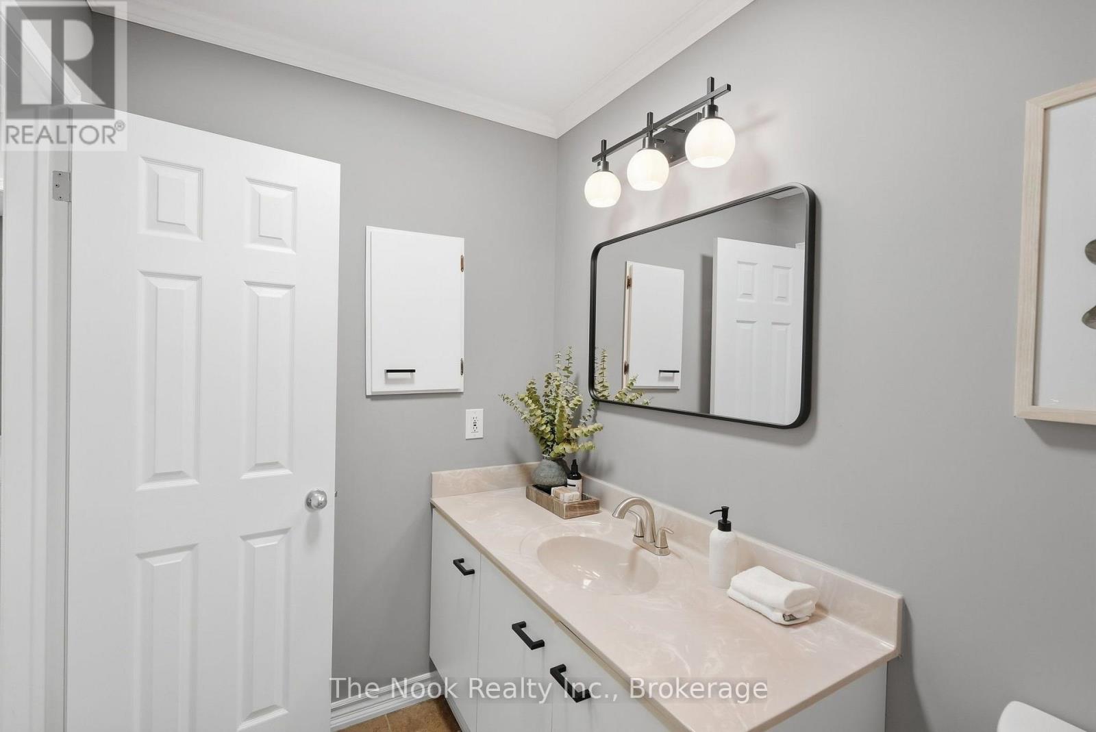 16 Kershaw Street, Clarington (Bowmanville), Ontario  L1C 4S4 - Photo 34 - E13796920