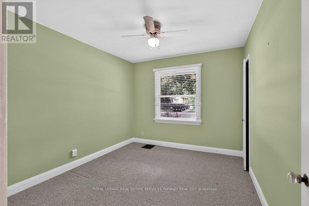 948 Long Drive, Burlington, Ontario  L7T 3K1 - Photo 16 - W13796888