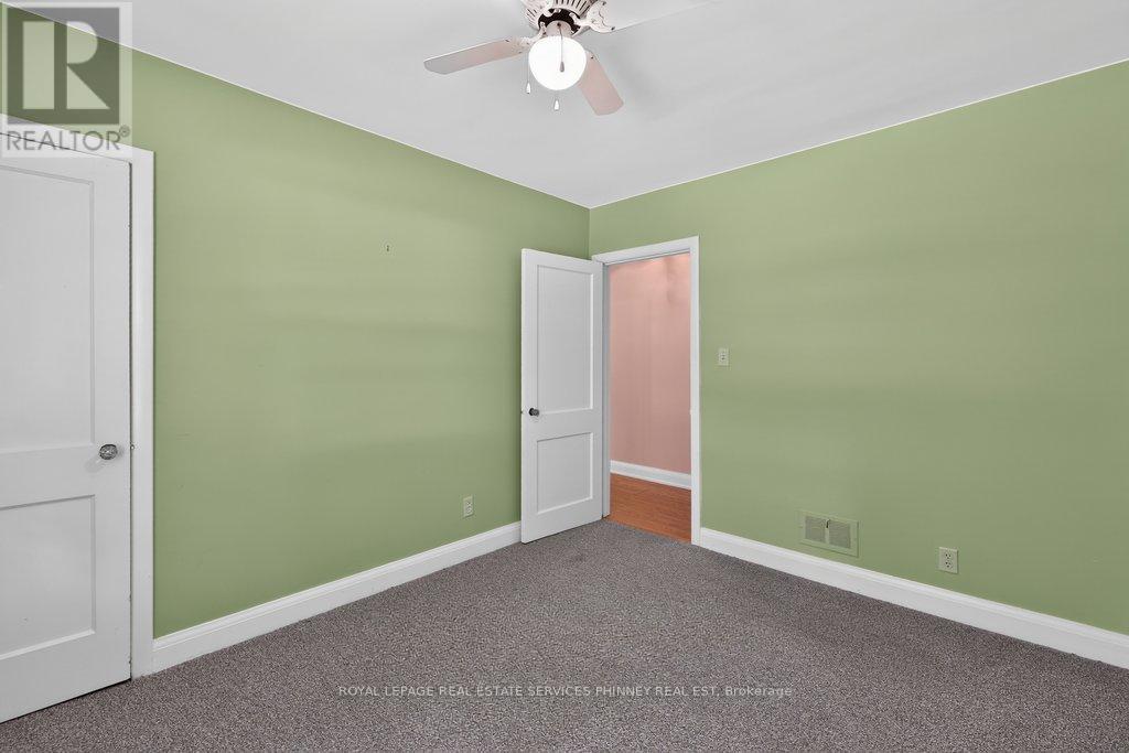 948 Long Drive, Burlington, Ontario  L7T 3K1 - Photo 17 - W13796888