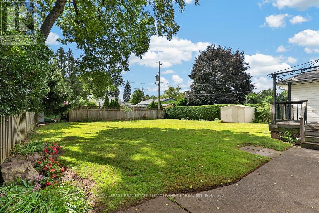 948 Long Drive, Burlington, Ontario  L7T 3K1 - Photo 20 - W13796888