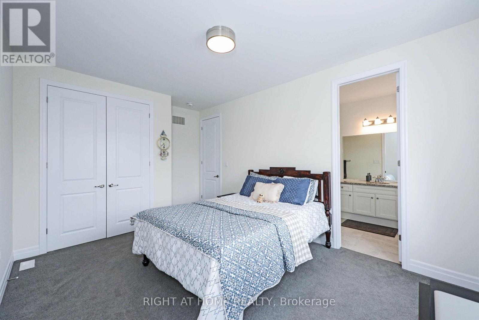 3286 Charles Biggar Drive, Oakville, Ontario  L6M 1N3 - Photo 22 - W13796898
