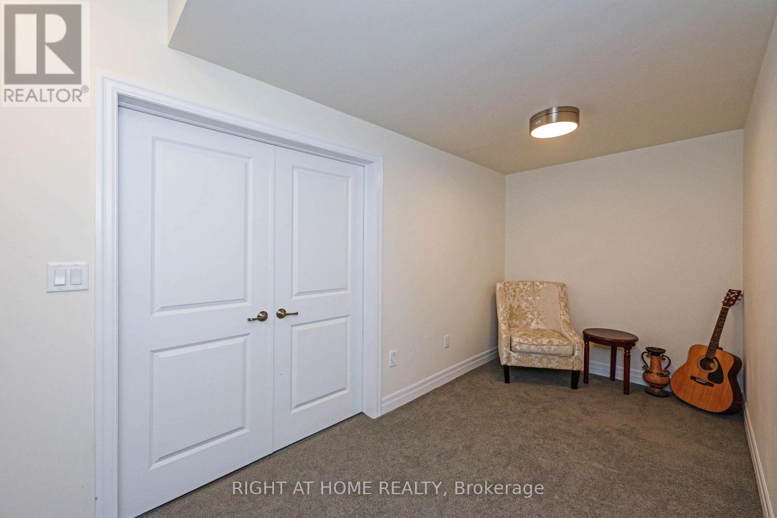 3286 Charles Biggar Drive, Oakville, Ontario  L6M 1N3 - Photo 26 - W13796898