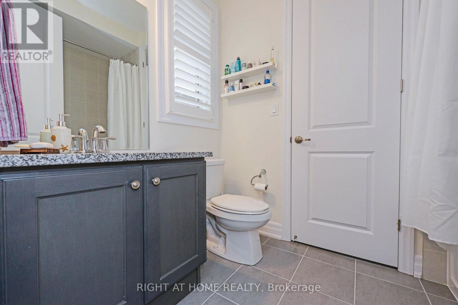 3286 Charles Biggar Drive, Oakville, Ontario  L6M 1N3 - Photo 32 - W13796898