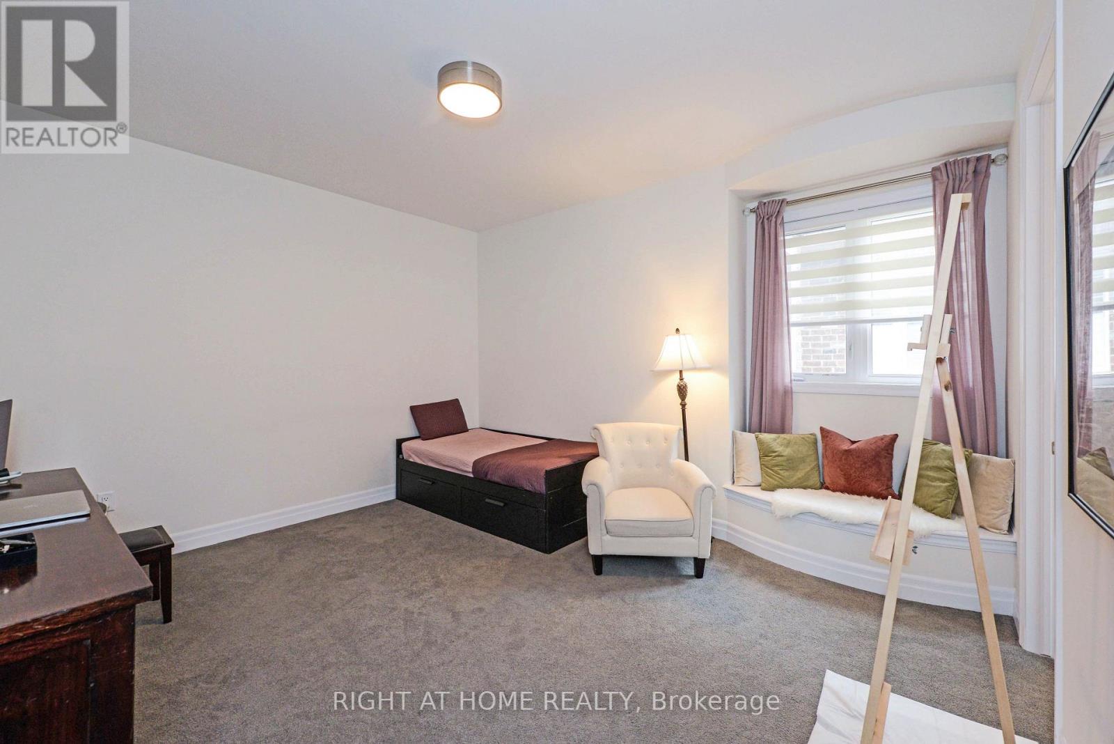 3286 Charles Biggar Drive, Oakville, Ontario  L6M 1N3 - Photo 33 - W13796898
